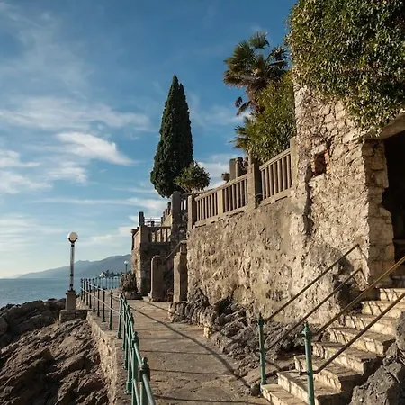 Opatija Sky View - Unique 270° Panorama Appartement
